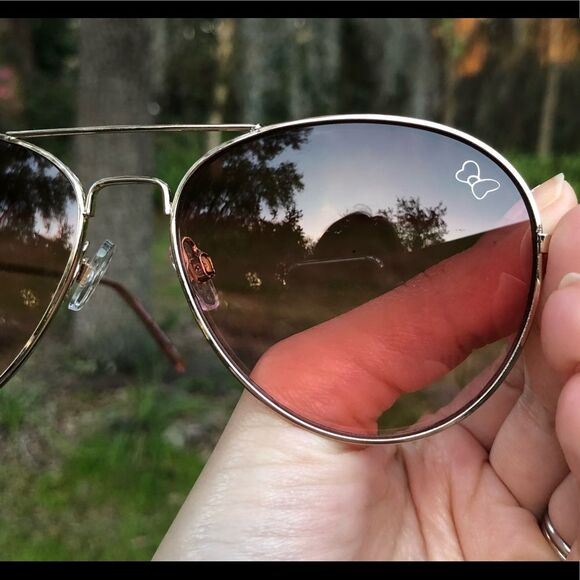 Disney Minnie Mouse Aviators Rose Pink Lenses Golden Rim RARE - Picture 1 of 9